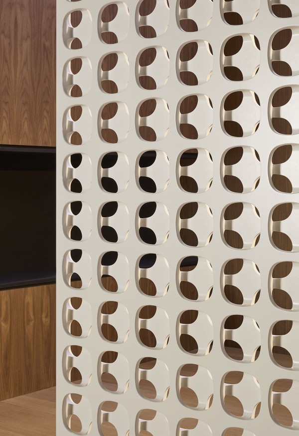 Design 5 Angled View